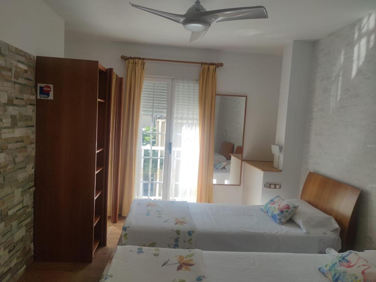 Hostal Burbia Villafranca Del Bierzo Dış mekan fotoğraf